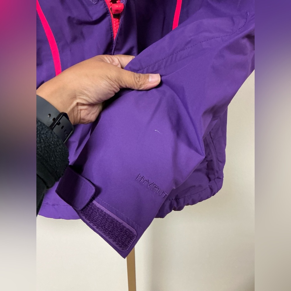 The North Face Women's Purple and Pink Ski Jacket - Picture 4 of 6